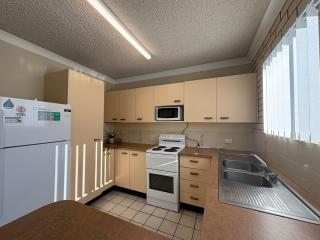 White Opal Unit 4 - Caloundra - 5