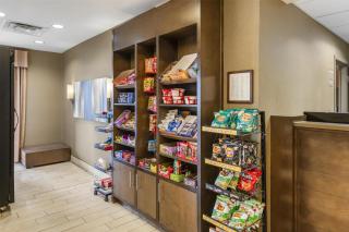 Best Western Plus Winnipeg West - Winnipeg - 5