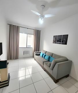 Ótimo APTO-Uma Quadra da Praia em Santos - 2