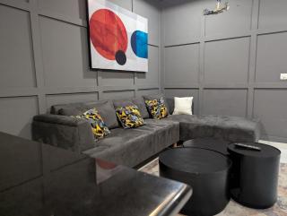 Luxury One-Bed - Zameen Opal - Lahore - 7