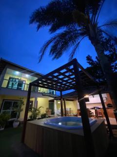 Casa na praia com SPA - Serra - 4