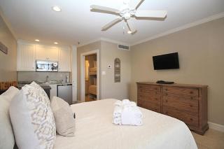 Sunsuite - Walk to Beach - Tennis - Olympic Pool - 5
