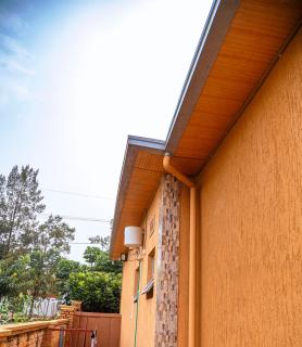 2 Bedroom Suite with Sitting Area - Kigali - 1