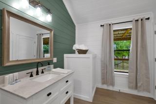 Cates Cottage in the Hill Country 8 Mins to Fred! - Fredericksburg - 5