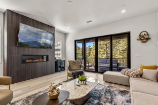 Cottonrose Flagstaff - 3