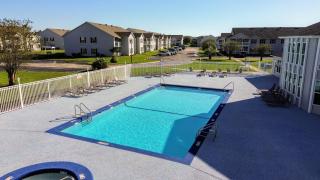 3br/2ba Full Condo w/ Pool & Gym, Sleeps 7 - Gulf Shores - 4