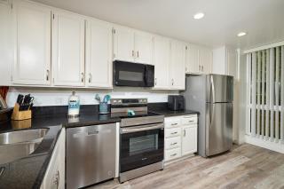 Oceanside Beach Condos - Oceanside - 7