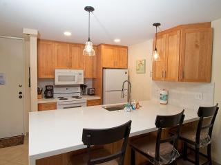 Oceanside Beach Condos - Oceanside - 8