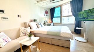 지하철 마곡나루역 1초 역세권 아파트, 강남,홍대,공항 직통, Full Furnished - Seul - 0