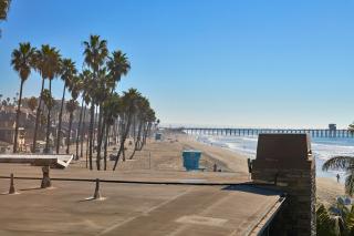Oceanside Beach Condos - Oceanside - 9