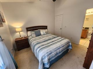 Disney rooms, pool table, private pool, spa, wifi, Universal 24 miles, Disney 10 miles - 5