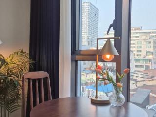 REST, Triple metro line in Chungmuro - 1