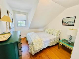 Mckean avenue 8 - Indian Beach - 1
