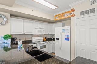 End Unit - Directly On The Gulf! Sleeps 6! Italian Luxury Furnishings! - 7