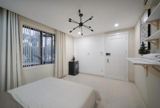 Modern-Cozy home -Super center- máy chiếu Netflix - Hanoi - 2
