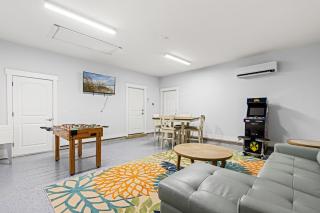 Charming Retreat, a Short Walk to Laguna Beach, with Room for 10! - 6