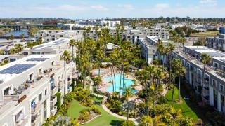 Oceanside Beach Condos - Oceanside - 1