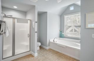 Tasteful 2 Story 4 Bedroom, 4 Bath Home! New on Rental Program, Sleeps 12! - Fripp Island - 9