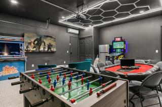 Pura Vida: Waterslide, Mini Golf, and Games!! - Indio - 9
