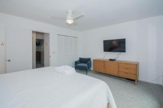 Steps to the Beach! Resort Access & Golf Cart Included! Dog Friendly - Fripp Island - 6