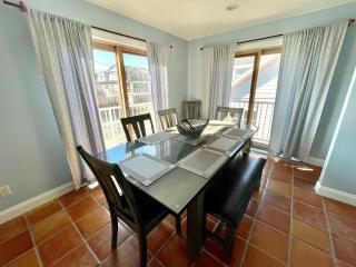 New Orleans Street 9 - 7