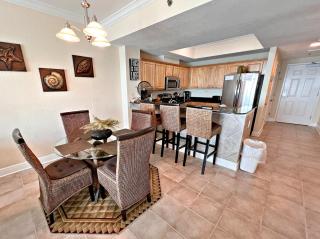 Crystal Shores West 707 - 2