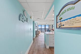 Watercrest Waves! Beachfront 2BR/2BA condo, Sleeps 8, Stunning Gulf Views! - Panama City Beach - 1
