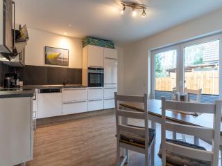 Holiday Home in Dorf near Village Center, cleaning included - St. Peter-Ording - 3