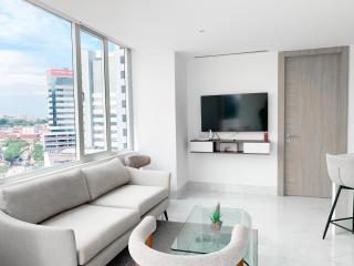 Suites de lujo cerca del WORLD TRADE CENTER, Parking Gratis, GYM, PISCINA - Guayaquil - 8