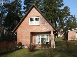 Apartment on Lake Plau with Wellness Oasis, cleaning included - Plau am See - 4