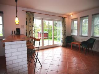 Apartment in Lonvitz near Rasender Roland, cleaning included - Putbus - 2