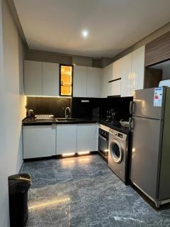 Stylish 2 Bedroom Apartment Near Marrakech Medina & City Centre, Free Wi-Fi - Marrakesh - 6