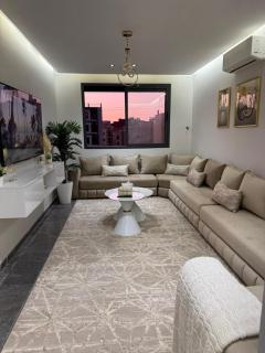 Stylish 2 Bedroom Apartment Near Marrakech Medina & City Centre, Free Wi-Fi - Marrakech - 9