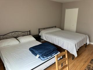Near To CCBC ESSEX Private Room 202 - 2