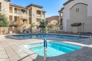 Ground Floor 2 BDR with Garage! Heated Comm Pool! - 3