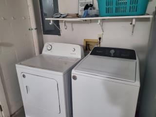 Beach Cottage on C Street - 2