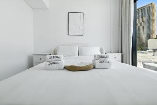 BLVD Boutique Style Apartment Gym Pool Balcony JVC - 9