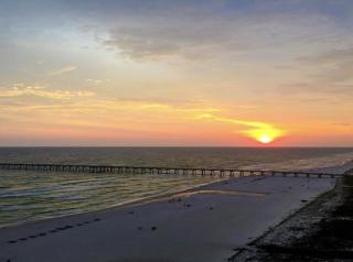 Beachfront Bliss Awaits: 2-Bed, 2-Bath Condo at Sterling Reef - Sleeps 6! - Panama City Beach - 3