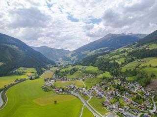 Holiday Home in Neukirchen with Mountain Views, cleaning included - Rosenthal - 3