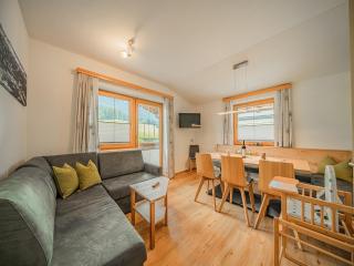 Apartment in Brixen near Wilder Kaiser Gondola, cleaning included - Brixen im Thale - 0