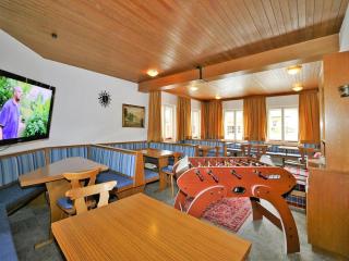 Chalet in Fügen near Spieljochbahn Lift, cleaning included - 6