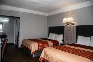 Budget Inn - Carthage - 9