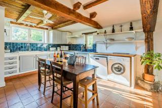 Character House In The Heart Of A Wine Estate - 6