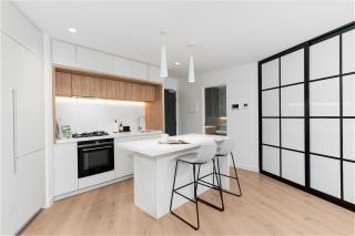 2BR Family Home next to SkyBus with Pool Sauna Gym - Melbourne - 6
