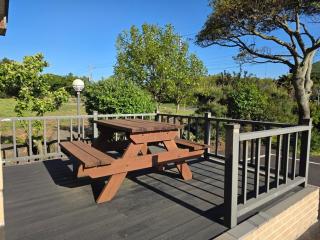 Jeju Albam Oreum House Pension - 8