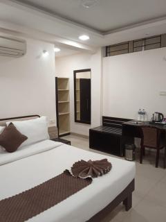 Hotel Shri Raam Krishna Baag Indore - Indore - 0