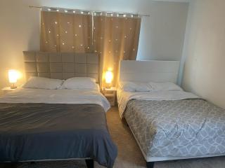 5 bedrooms, 7 beds, Free Parking, Private entry, - Silver Spring - 7