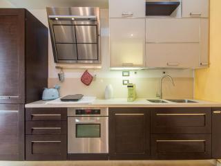 Chic Apartment with Outdoor Serenity - Sansepolcro - 8