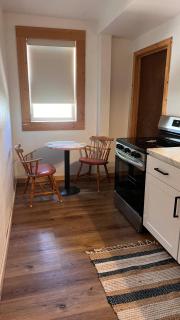Bear Lake Private Suite -Sleeps 5 -Historic Paris - 8