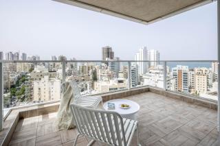 Netanya Seaside High-Rise Apartment with Mamad by Sea N Rent - Netanya - 0